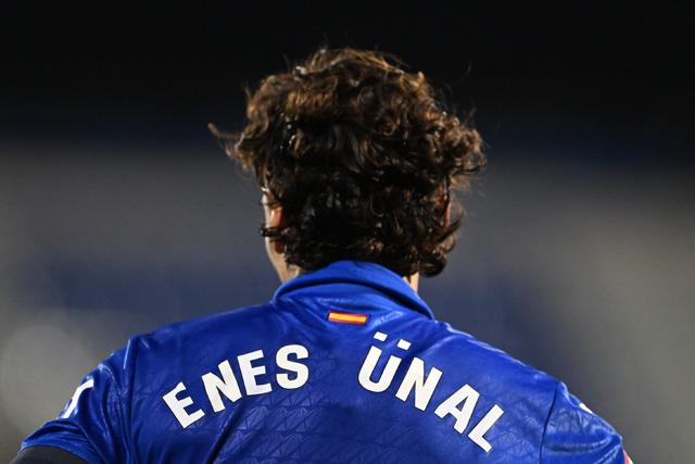 Enes Ünal: Türk Futbolunun Yükselen Yıldızı