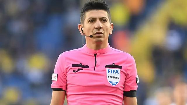 TFF'de Çalkantılar Devam Ediyor: VAR Koordinatörü Yaşar Kemal Uğurlu Görevinden Ayrıldı