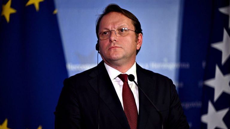 Orban, geçmişteki tartışmalara rağmen Varhelyi’yi Avrupa komiseri olarak atadı