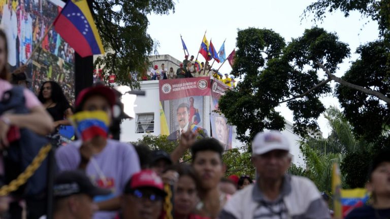 Maduro, WhatsApp’ı telefonundan sildi ve X’i 10 gün süreyle yasakladı