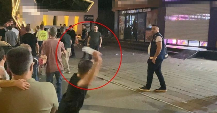 İsrail’e tepki göstermek için toplandılar: Kozmetik zincirinin şubesine saldırdılar!  – Türkiye’den son dakika haberleri