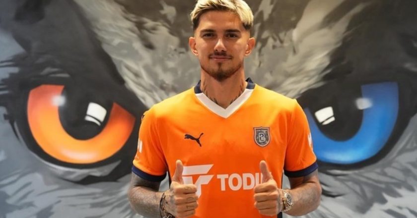 Başakşehir, Berat Özdemir’in transferini resmen duyurdu! – En güncel spor haberleri