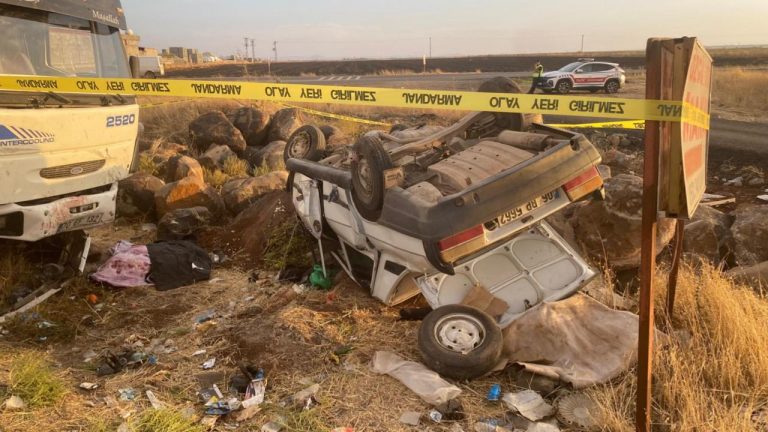 Diyarbakır’da tır otomobile çarptı: 1 ölü, 2 yaralı