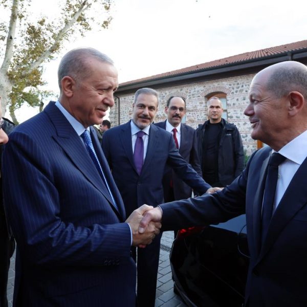 Almanya Başbakanı Scholz’un Türkçe mesajı