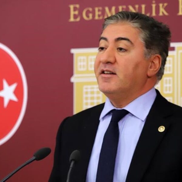 EMIR CHP tarafından ABB tarafından düzenlenen konserlerde başlatılan soruşturmalara tepki: Mally İşyerinde Sebepler – Bell Siyasi Haberler