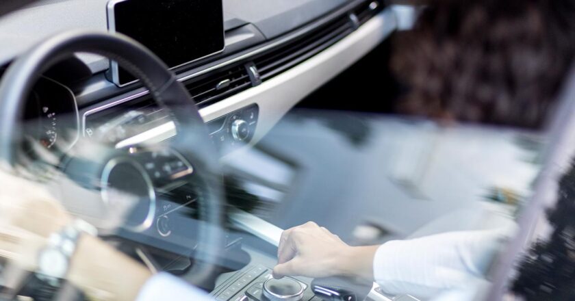 Tüketicilere ‘indirimli yeni araç vaadiyle depo tuzağı’ uyarısı