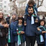 Cumhurbaşkanını görmek için Fransa’dan 6 çocuğuyla yola çıkan anne