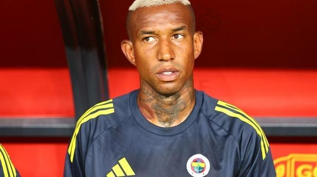 Fenerbahçe’den ayrılacağı kesinleşince demediğini bırakmadı! Talisca’dan yönetime olay sözler